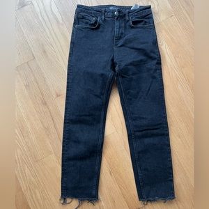 Zara black jeans, size 6